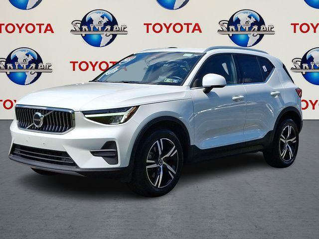used 2025 Volvo XC40 car, priced at $34,962