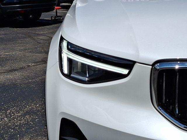 used 2025 Volvo XC40 car, priced at $34,962