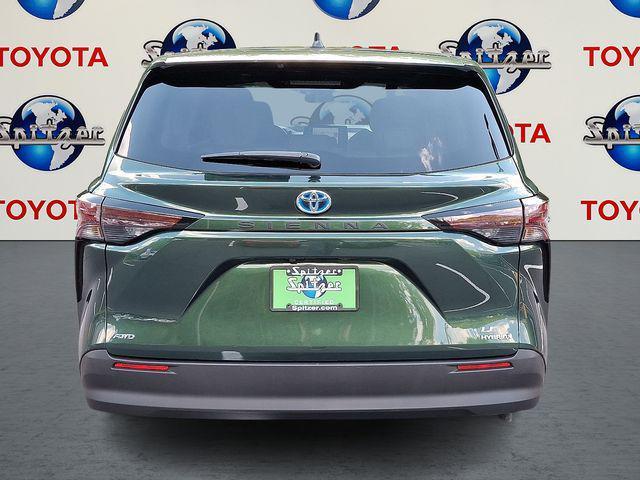 used 2024 Toyota Sienna car, priced at $39,982