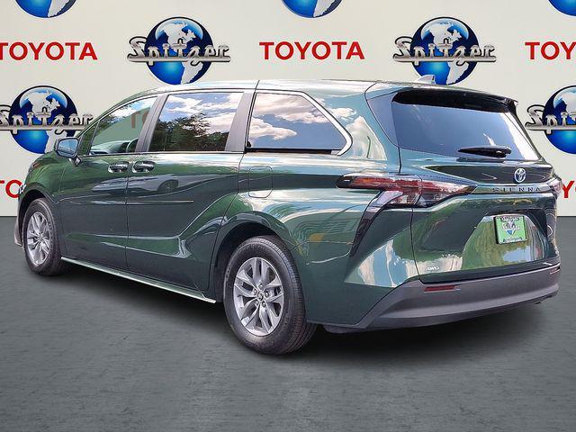 used 2024 Toyota Sienna car, priced at $39,982