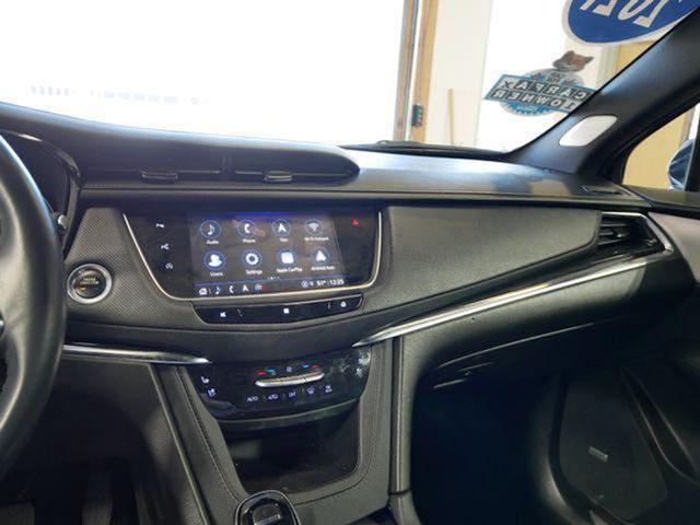 used 2021 Cadillac XT5 car, priced at $28,994