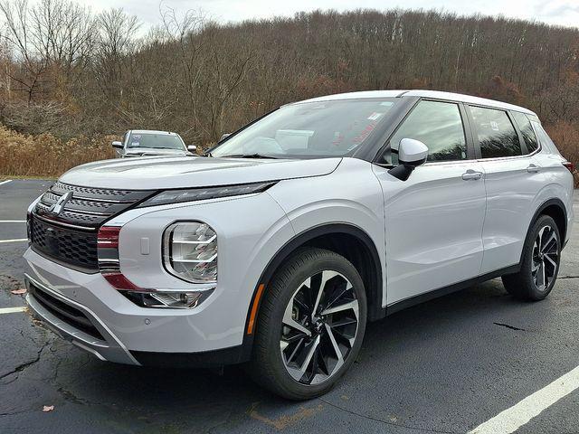 used 2024 Mitsubishi Outlander car, priced at $25,791
