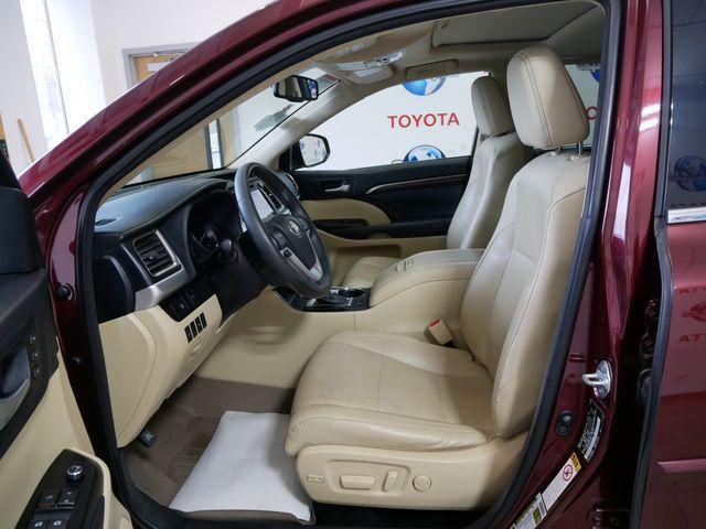 used 2014 Toyota Highlander car, priced at $18,941