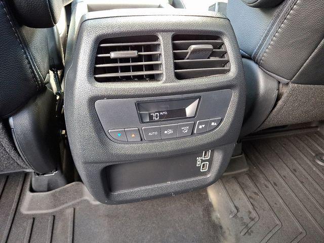 used 2022 Honda Pilot car, priced at $19,992