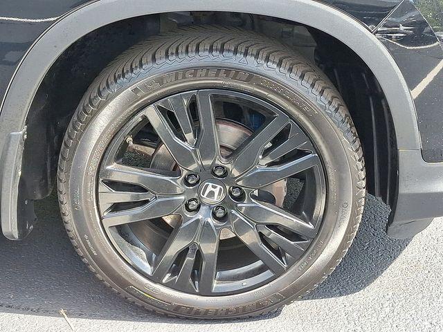 used 2022 Honda Pilot car, priced at $19,992