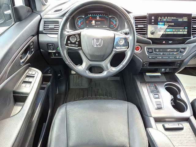 used 2022 Honda Pilot car, priced at $19,992
