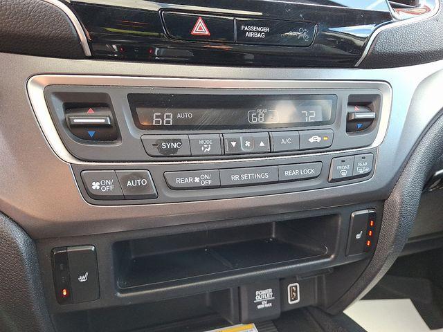 used 2022 Honda Pilot car, priced at $19,992