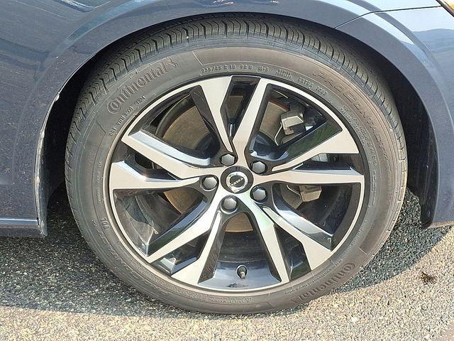 used 2024 Volvo S60 car, priced at $26,993