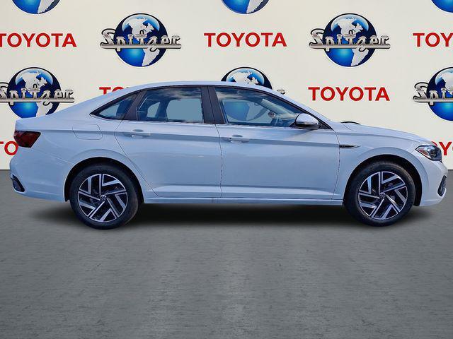 used 2024 Volkswagen Jetta car, priced at $24,422