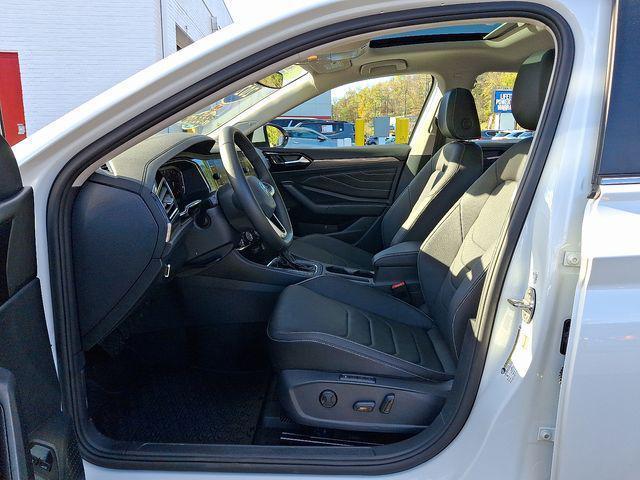 used 2024 Volkswagen Jetta car, priced at $24,422