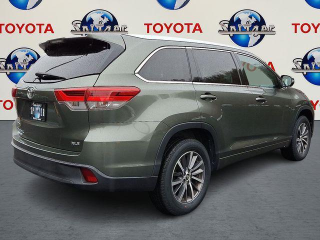 used 2017 Toyota Highlander car, priced at $23,892