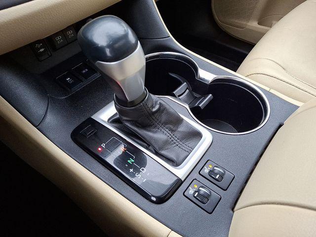 used 2017 Toyota Highlander car, priced at $23,892