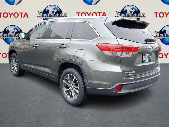 used 2017 Toyota Highlander car, priced at $23,892