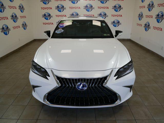 used 2022 Lexus ES 300h car, priced at $43,492