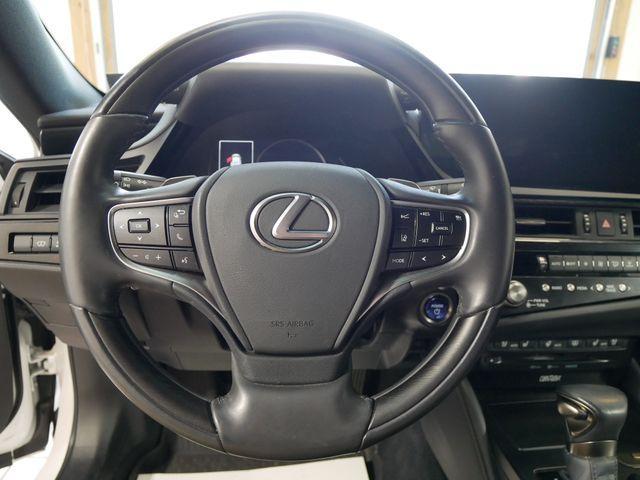 used 2022 Lexus ES 300h car, priced at $43,492