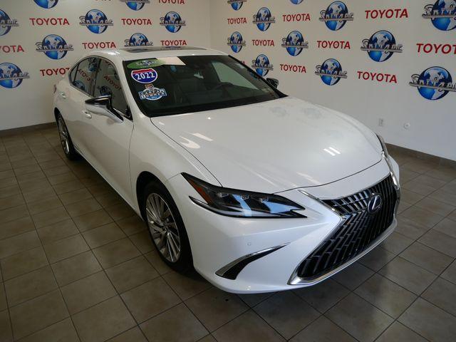 used 2022 Lexus ES 300h car, priced at $43,492