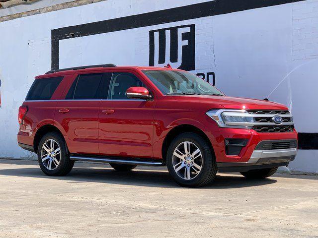 new 2022 Ford Expedition car, priced at $60,450