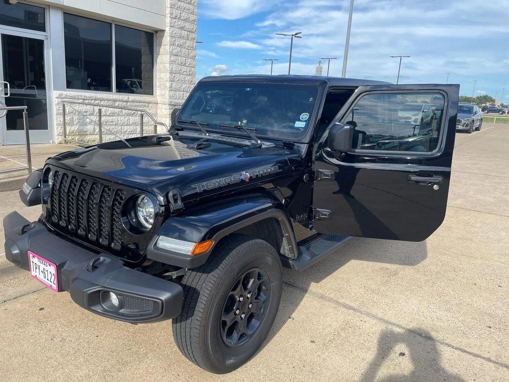 used 2023 Jeep Gladiator car