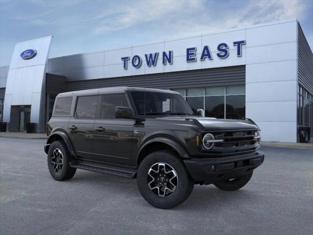 new 2025 Ford Bronco car, priced at $47,788