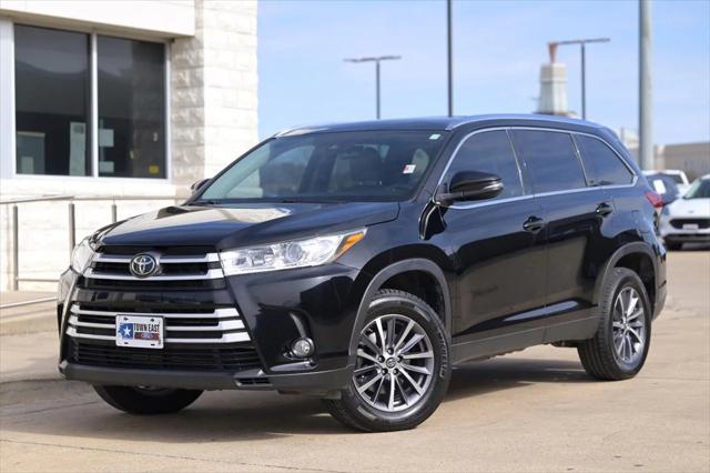 used 2019 Toyota Highlander car, priced at $25,995