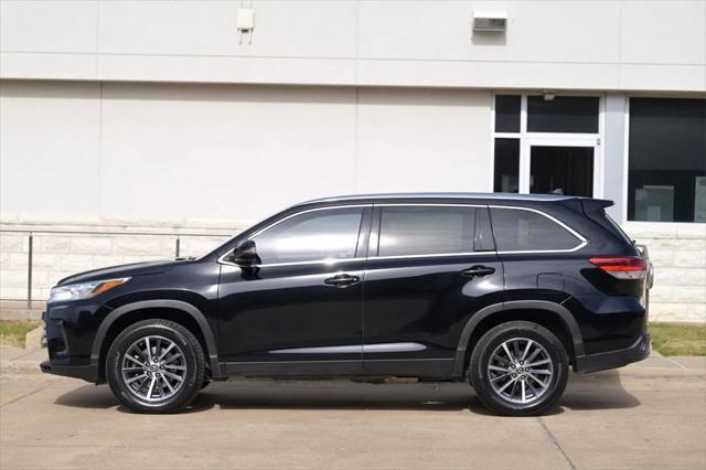 used 2019 Toyota Highlander car, priced at $25,995