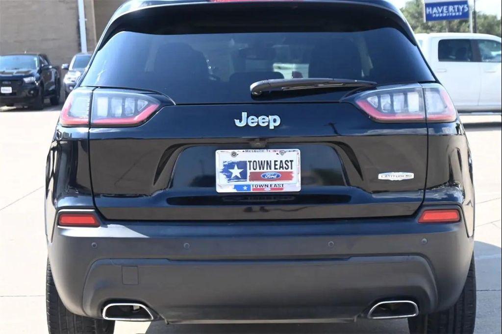 used 2021 Jeep Cherokee car, priced at $16,599