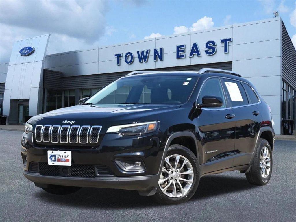 used 2021 Jeep Cherokee car, priced at $16,599