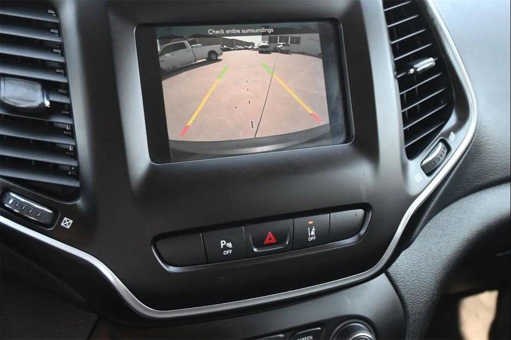 used 2021 Jeep Cherokee car, priced at $16,599