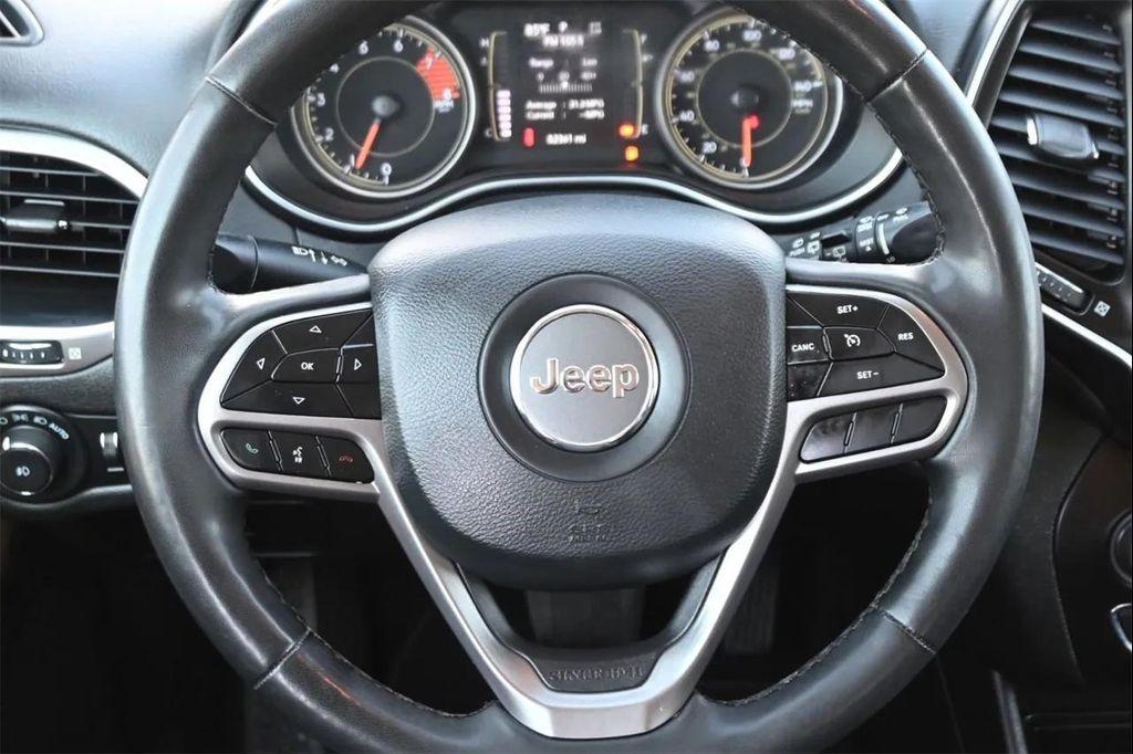 used 2021 Jeep Cherokee car, priced at $16,599