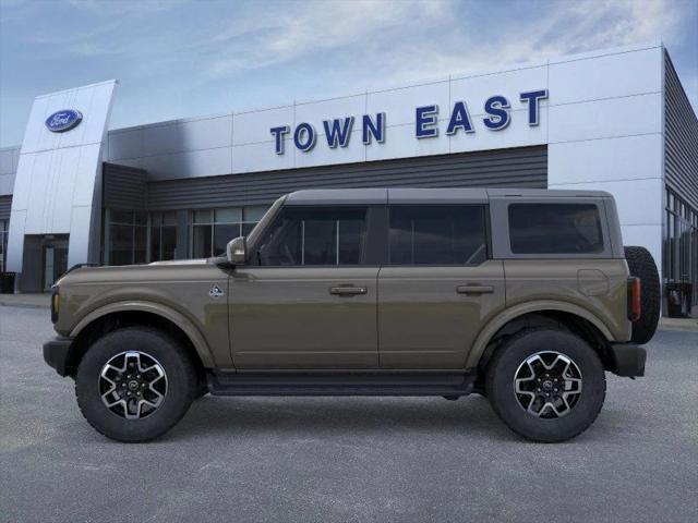 new 2025 Ford Bronco car, priced at $52,831