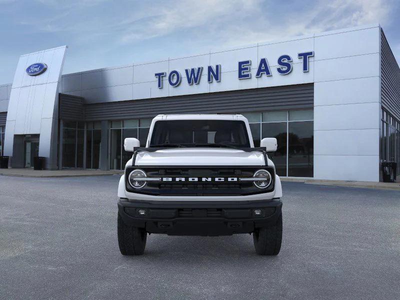 new 2025 Ford Bronco car, priced at $52,544