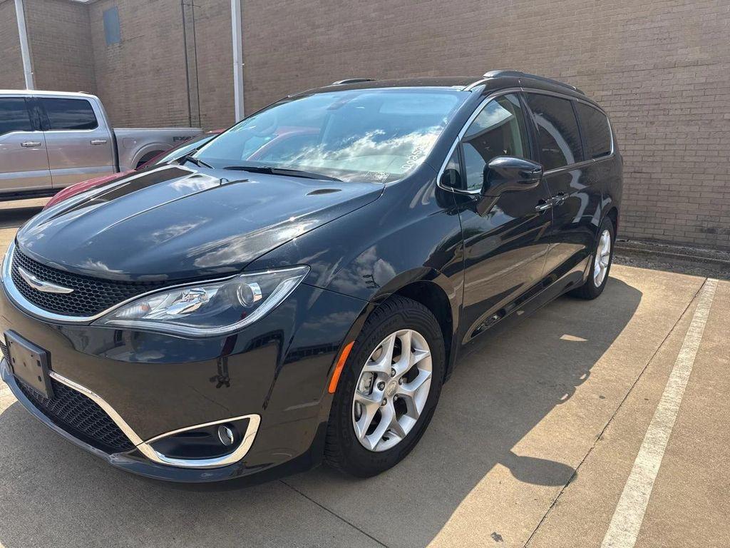 used 2019 Chrysler Pacifica car, priced at $20,064