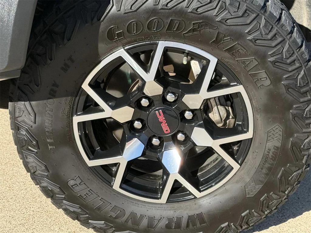 used 2023 GMC Canyon car, priced at $43,039