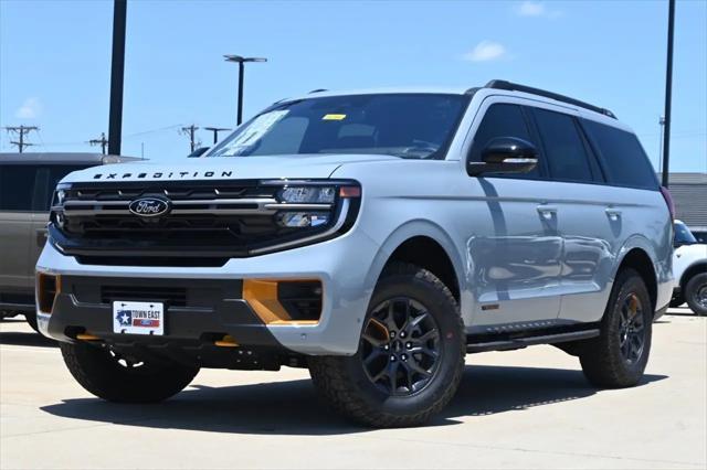 new 2025 Ford Expedition car, priced at $78,550