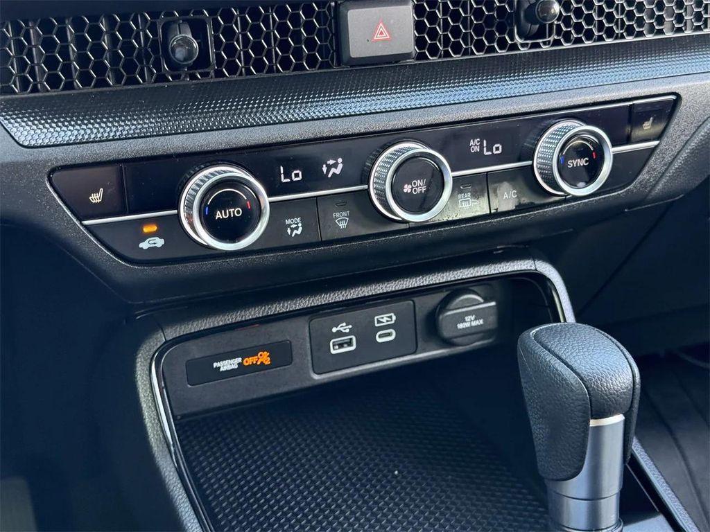 used 2025 Honda CR-V car, priced at $30,694