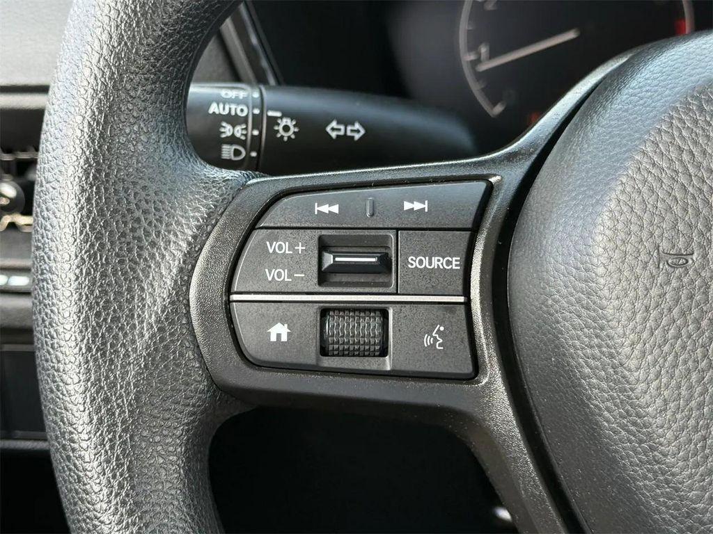 used 2025 Honda CR-V car, priced at $30,694