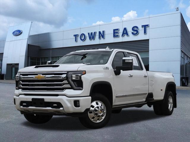 used 2025 Chevrolet Silverado 3500 car, priced at $76,989
