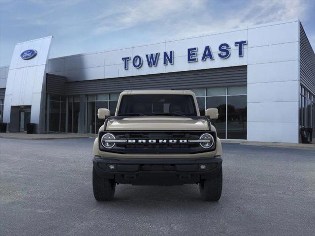 new 2025 Ford Bronco car, priced at $50,422
