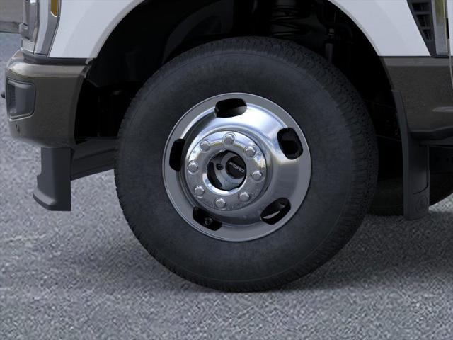new 2025 Ford F-350 car, priced at $92,725