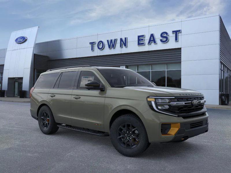 new 2025 Ford Expedition car, priced at $78,124