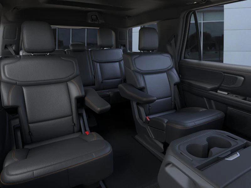 new 2025 Ford Expedition car, priced at $78,124