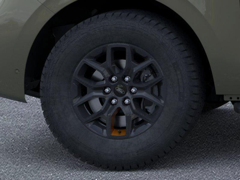 new 2025 Ford Expedition car, priced at $78,124