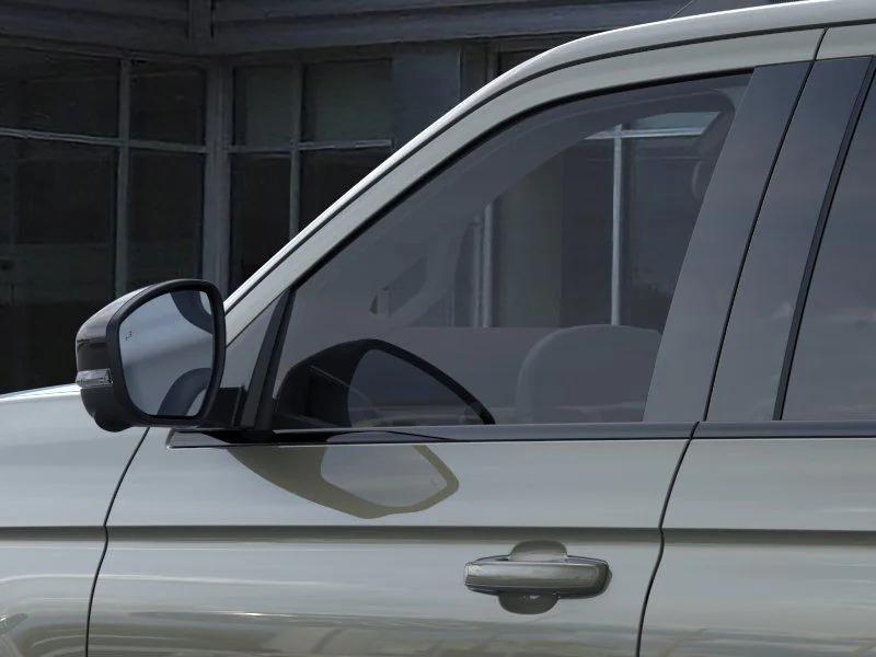 new 2025 Ford Expedition car, priced at $78,124