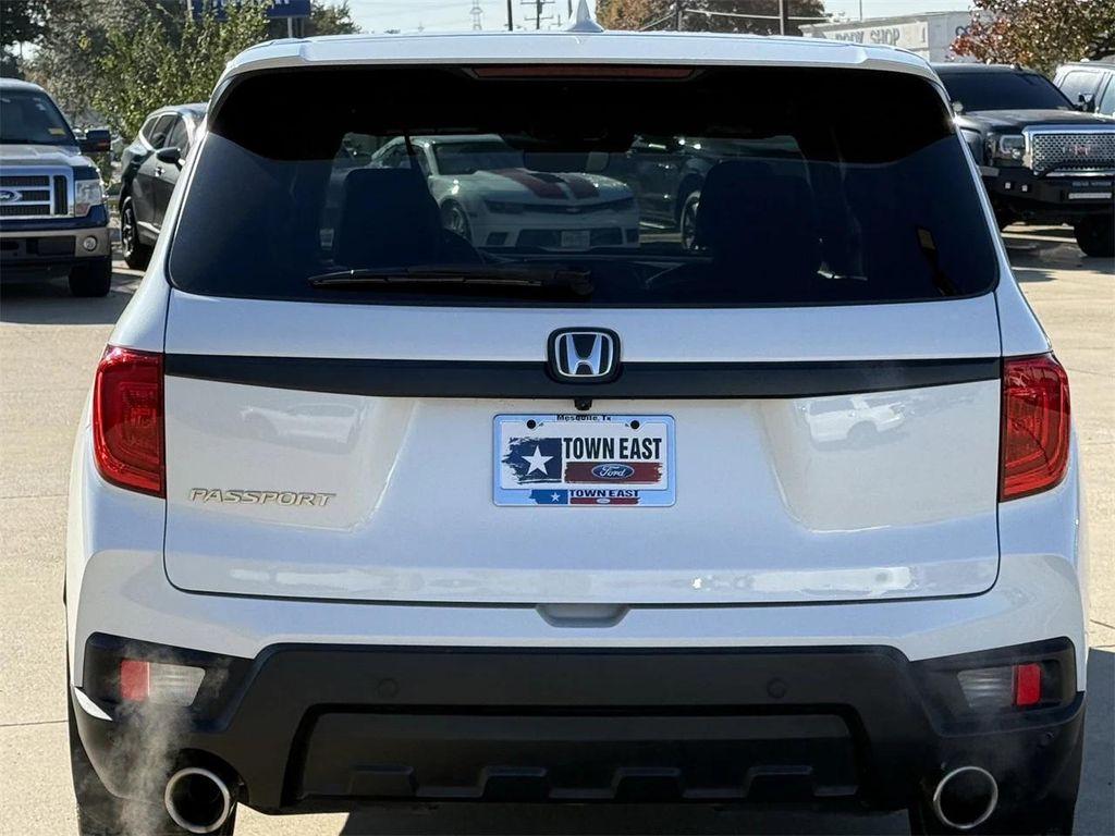 used 2022 Honda Passport car, priced at $25,074