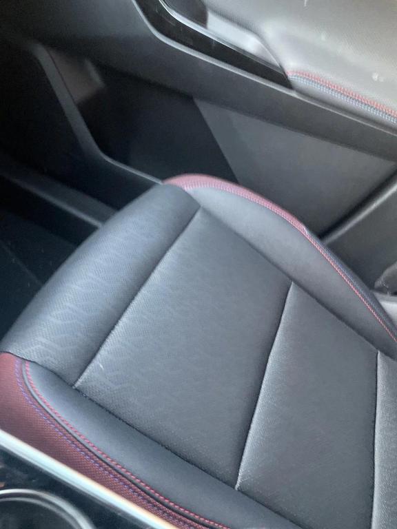 used 2025 Chevrolet Equinox car, priced at $29,984