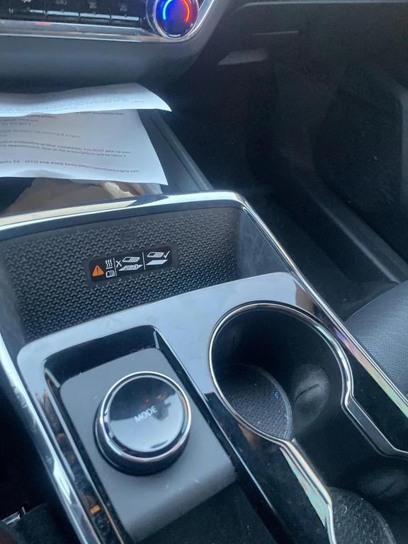 used 2025 Chevrolet Equinox car, priced at $29,984