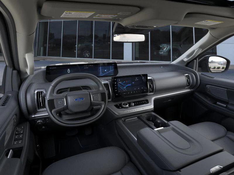 new 2025 Ford Expedition car, priced at $75,398