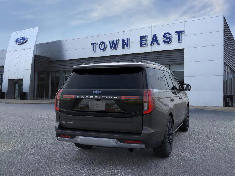 new 2025 Ford Expedition car, priced at $75,398