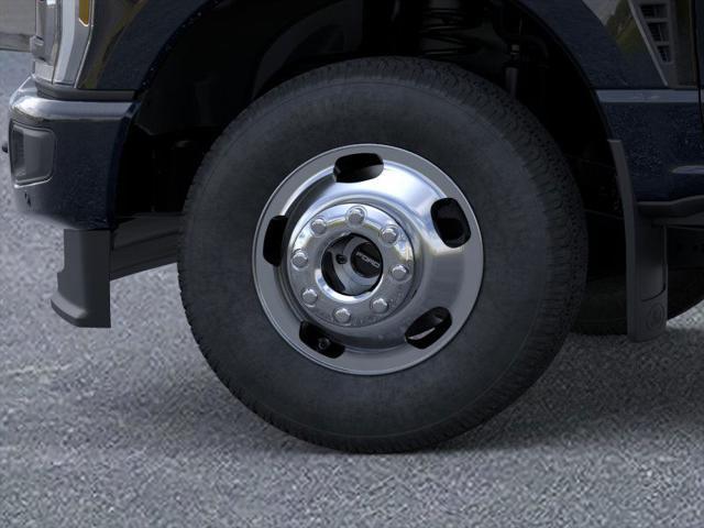 new 2025 Ford F-350 car, priced at $93,178