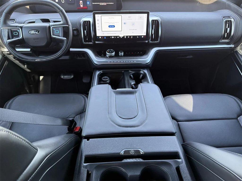 used 2025 Ford Expedition car, priced at $75,337
